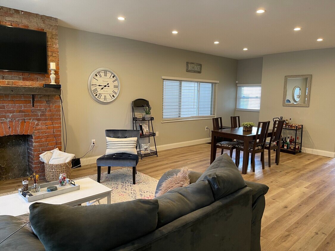 Foto principal - 715 Boggs Ave