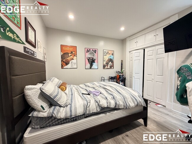 Photo - 73 Thorndike St Apartment