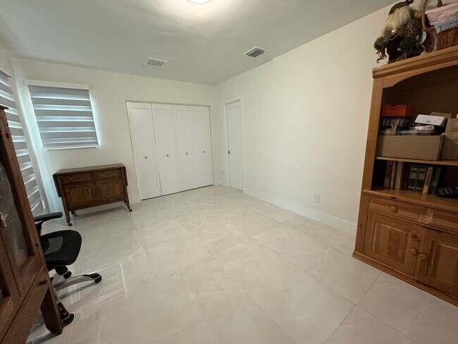 Foto del edificio - 14940 SW 69th Ct