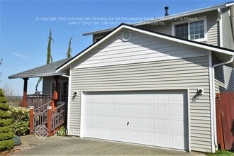 Building Photo - 5125 61st Dr NE