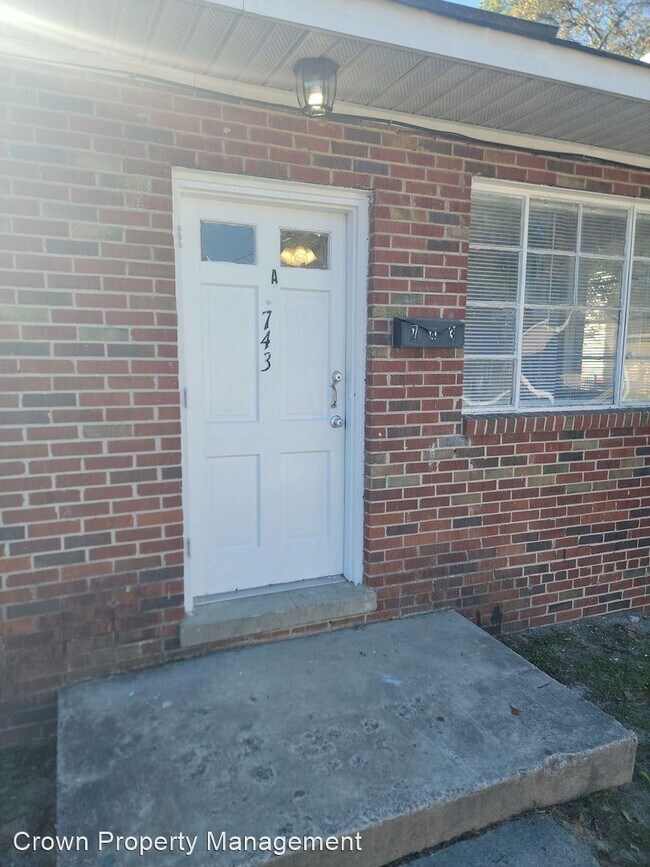Foto del edificio - 2 br, 1 bath House - 743 A Shull Street