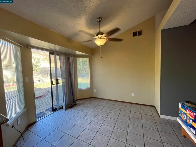 Building Photo - 2265 Jacqueline Dr