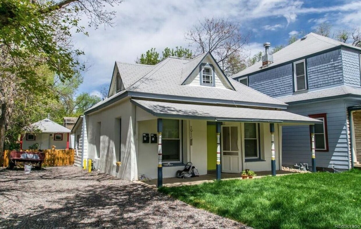 Primary Photo - 4 Bed in Goss Grove! Available 8/10
