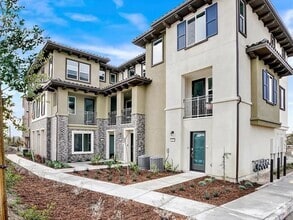 Building Photo - 13480 Lopelia Meadows Pl