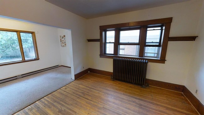Building Photo - 502 Catherine St