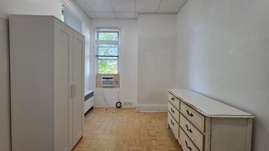 Building Photo - 23 Sherman Pl
