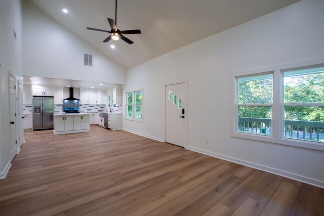 Foto del edificio - 1342 Carter Rd