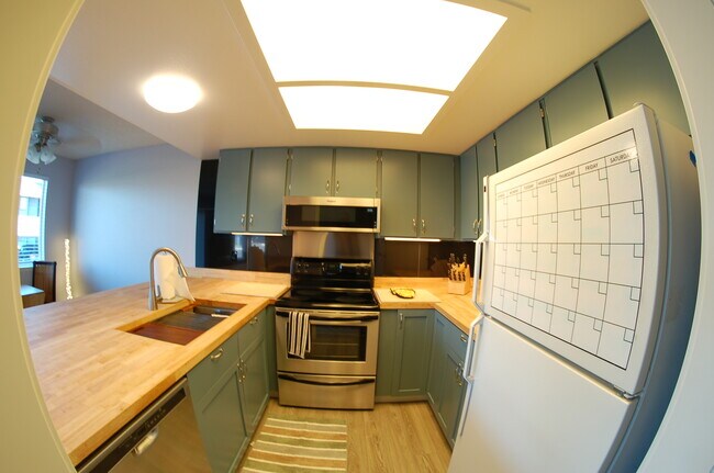 Foto del edificio - 103 Rockwell Ave