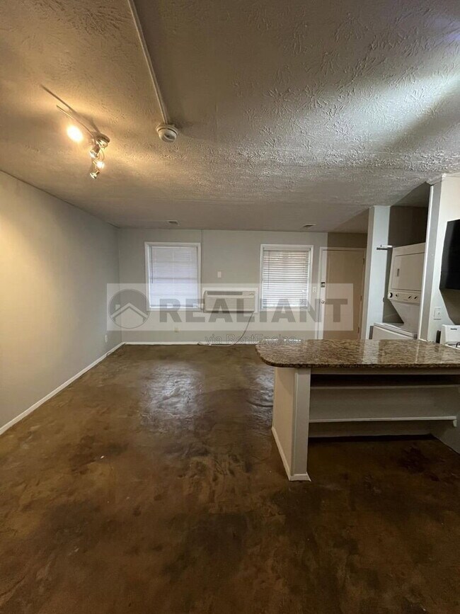 Foto del edificio - 468 N Limestone