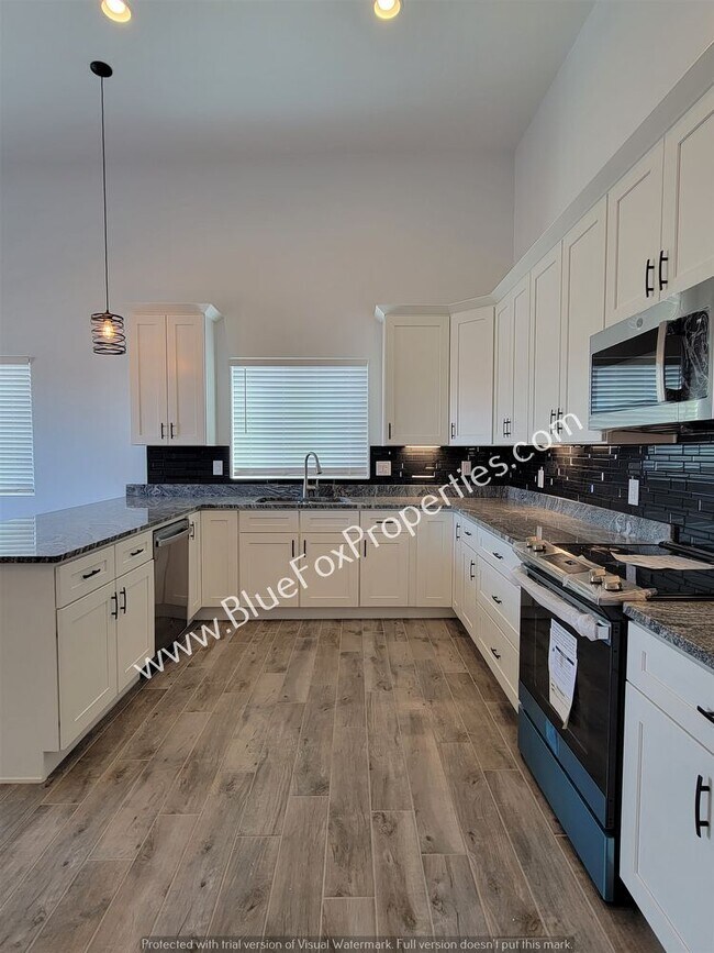 Foto del edificio - 237 S Montgomery Ave