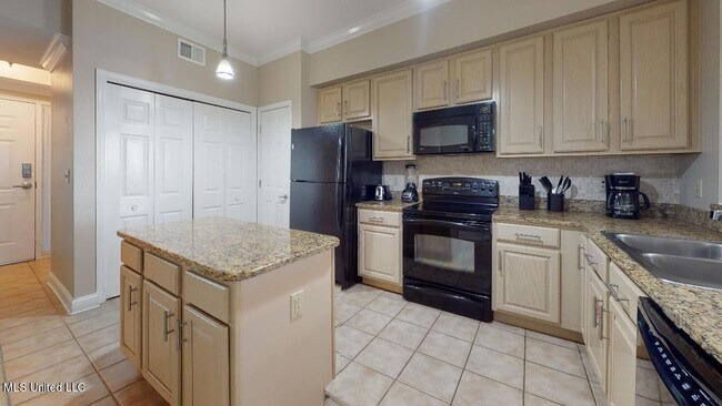 Foto del edificio - 2228 Beach Dr