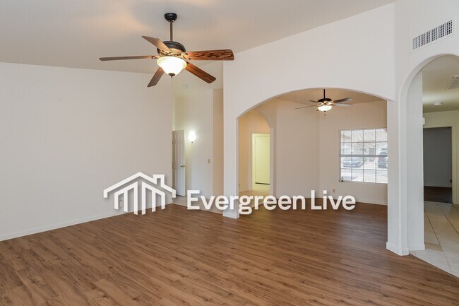 Building Photo - 10241 W Windsor Blvd