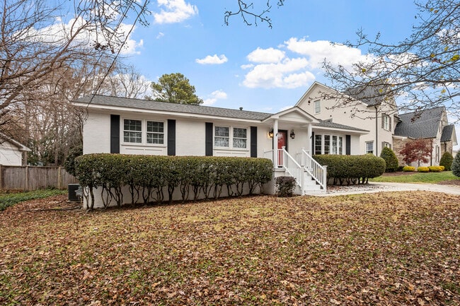 Building Photo - 301 Latimer Rd