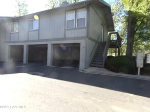 Building Photo - 345 S Virginia St