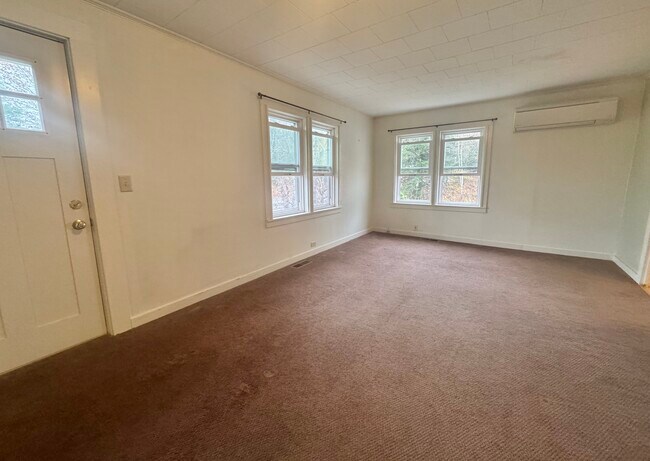 Foto del edificio - 1274 Bangor Rd