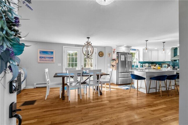 Foto del edificio - 391 Valley Rd