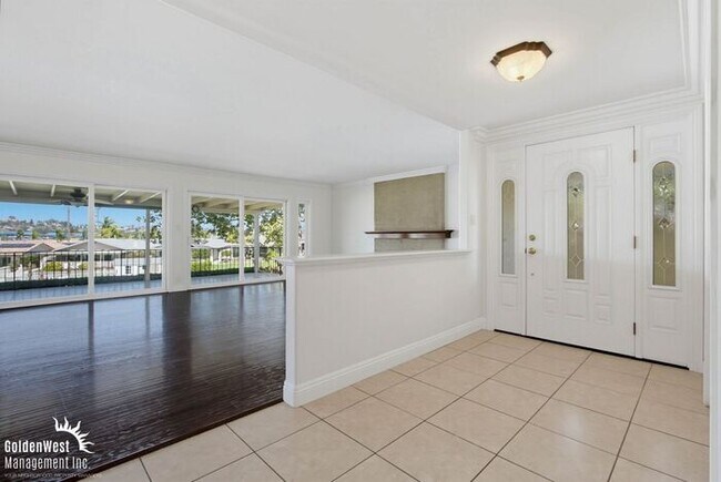 Building Photo - Spacious 3Bdm 2Ba Home Near Lake San Marcos!