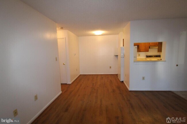 Foto del edificio - 5310 Ravens Crest Dr
