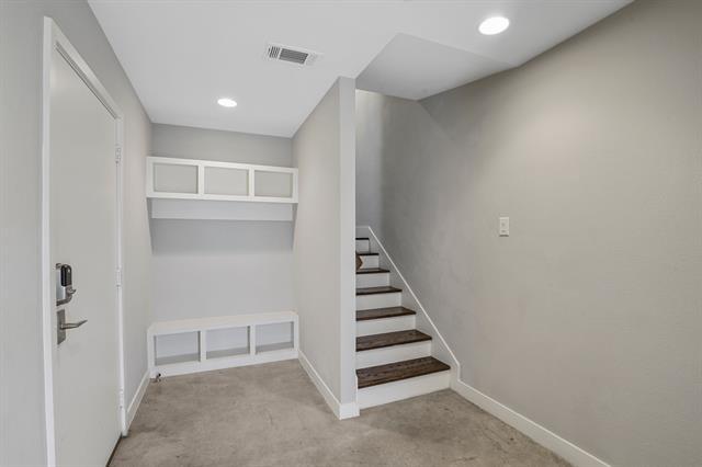 Foto del edificio - 2115 Bennett Ave