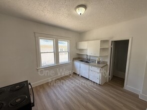 Building Photo - 1440 10th St