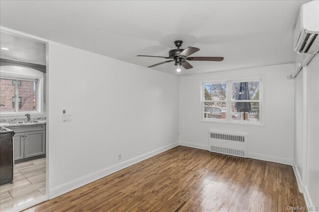 Building Photo - 8904 Avenue J