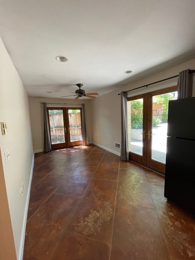 Foto del edificio - One Bedroom Apartment, Salt Lake City, $13...