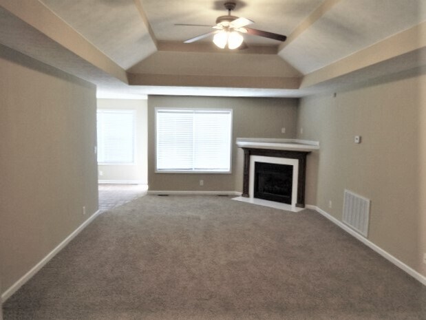 Building Photo - 3671 Cindy Jo Drive South