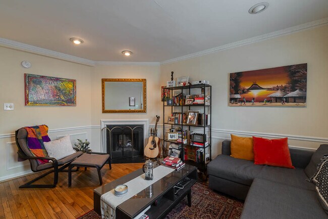 Foto del edificio - 1906 T St NW