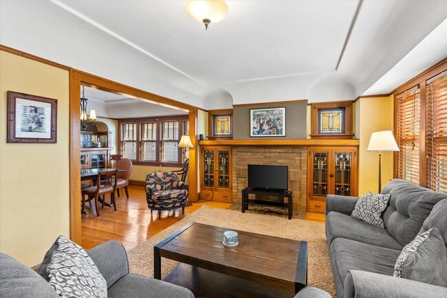 Foto del edificio - 1830 N 56th St