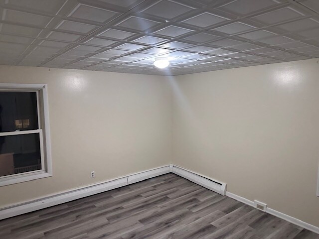 Bedroom 1 - 61 School St