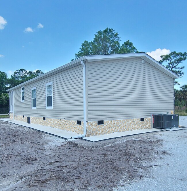 Foto del edificio - 733 9th St