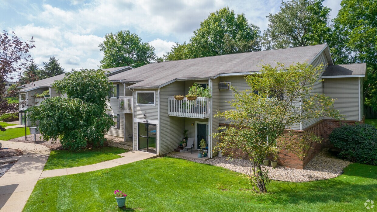 Maple Brooke Apartments 4632 Beech Blvd Kalamazoo, MI