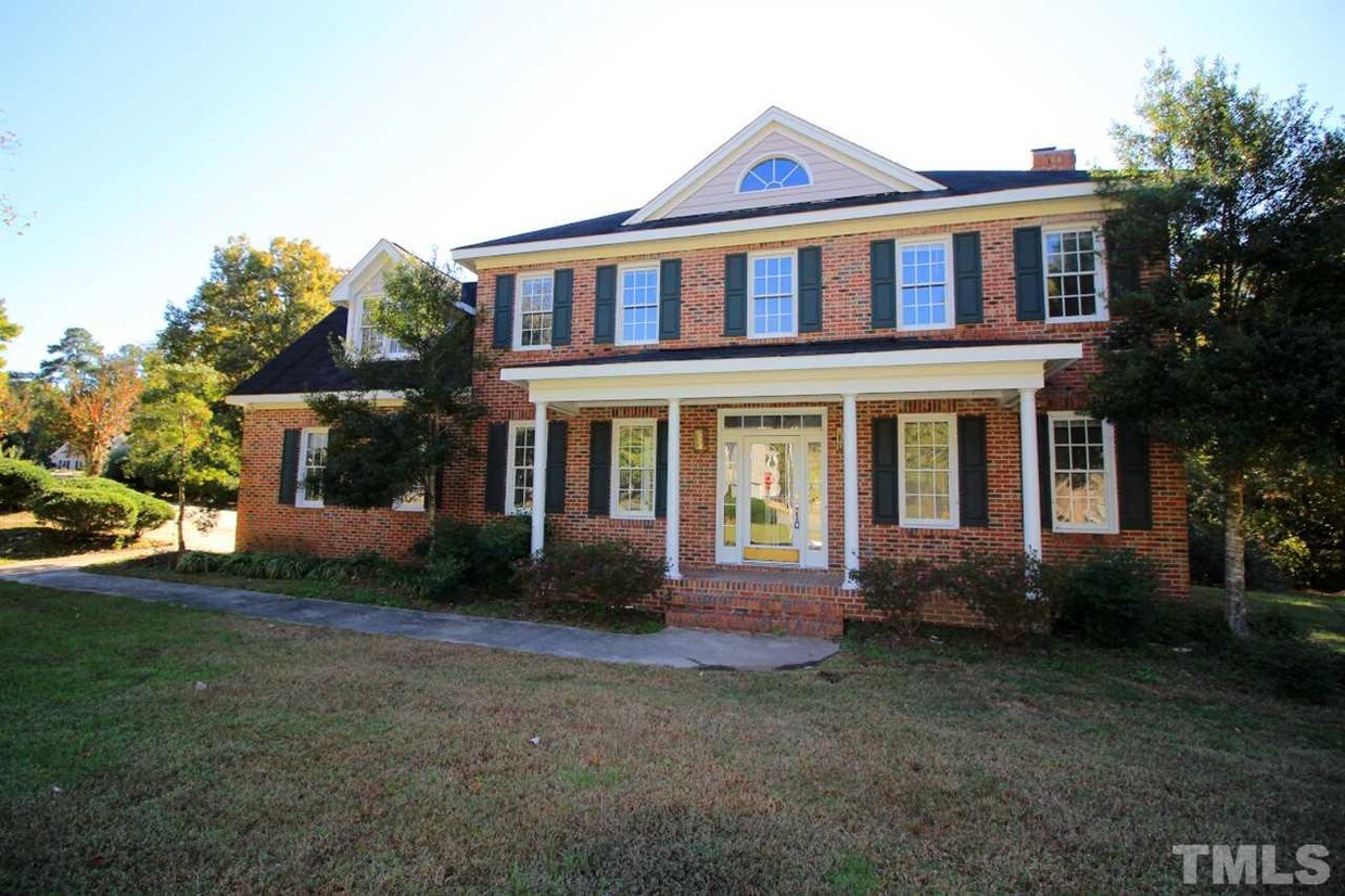 Primary Photo - 1101 Haddon Hall Dr