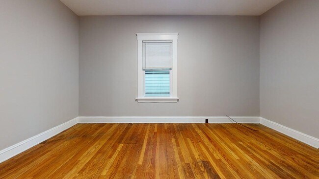 Foto del edificio - 3505 Meyer Ave