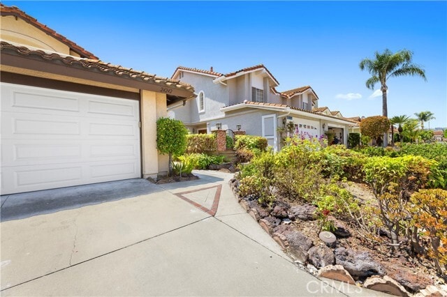 Building Photo - 24242 Briones Dr