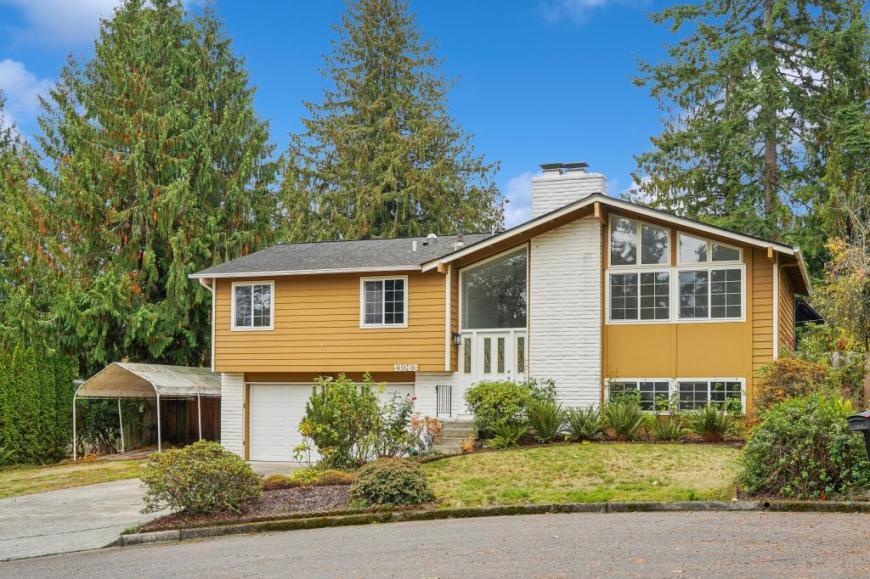 Foto principal - 5 bedroom in Renton WA 98058