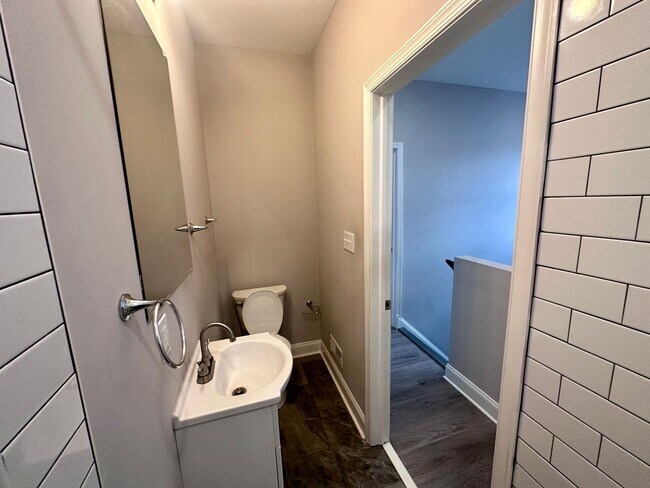 Foto del edificio - 1530 N Sydenham St