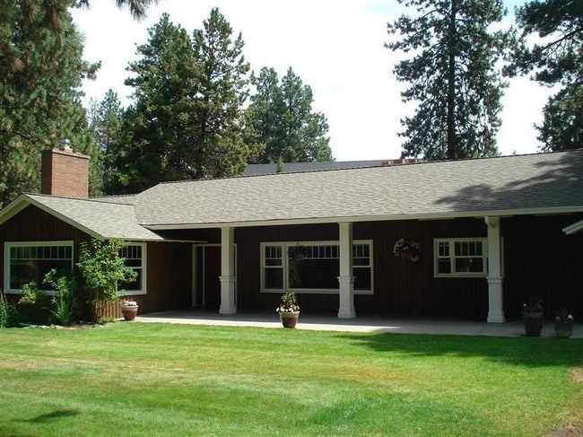 Building Photo - Village Wiestoria Oasis