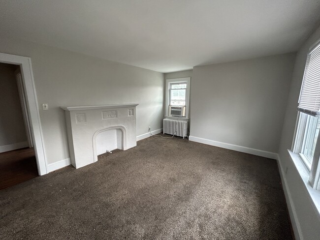 Building Photo - 5517 Clearview Ave