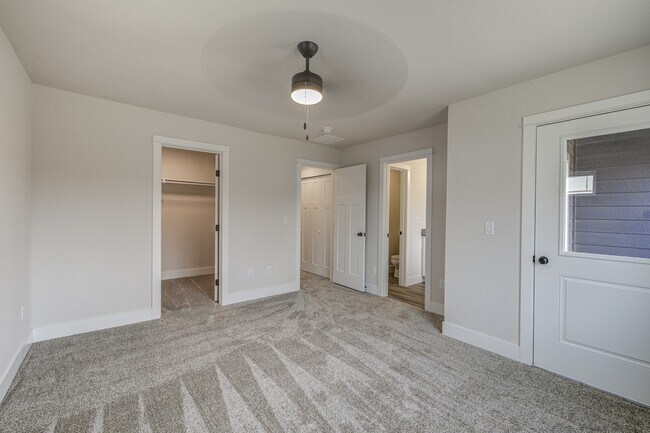 Foto del edificio - 600 Badger Ln