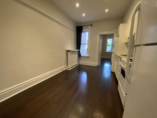 Photo du bâtiment - 329 Concord Ave