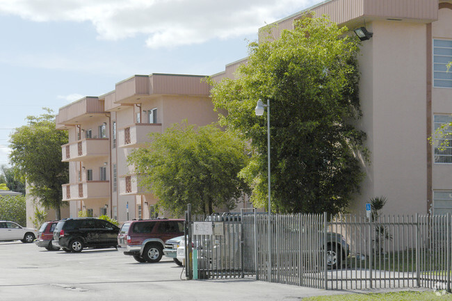 Foto del edificio - Bella Vista Apartments