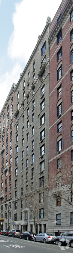 Primary Photo - 565 Park Ave