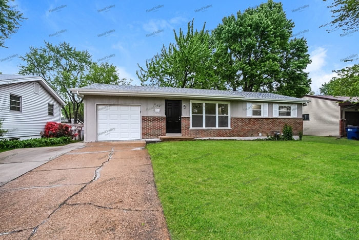 Foto principal - 609 Lynn Haven Ln