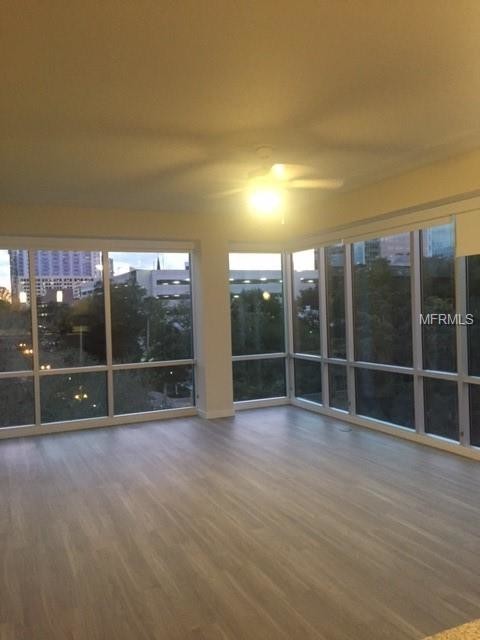 Building Photo - 420-642 W Church St