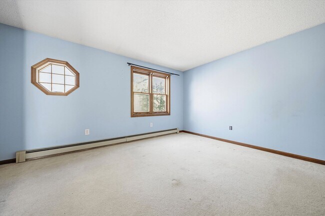 Building Photo - 24 Etta Ln