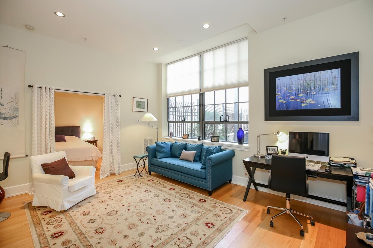 Foto principal - 2516 Q St NW