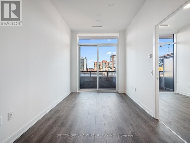 Building Photo - 9 Tecumseth St.