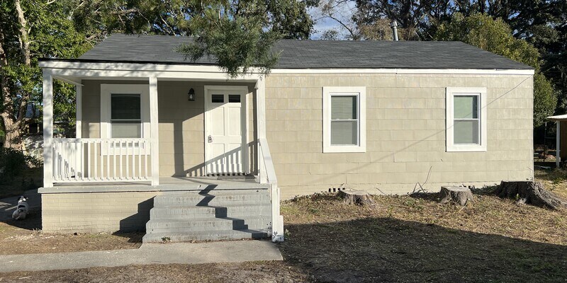 Primary Photo - 103 Windsor Cir