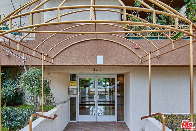 Foto del edificio - 333 Westminster Ave